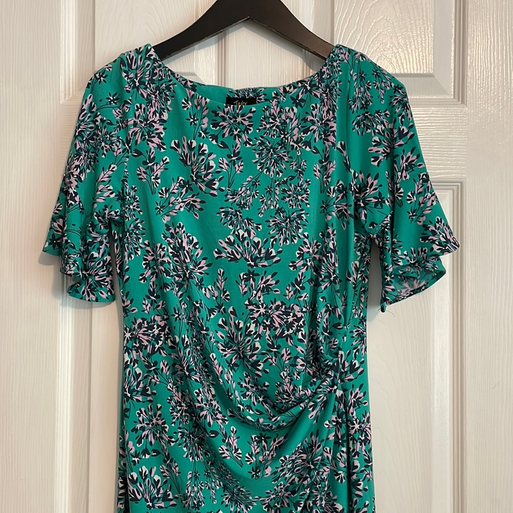 Taylor by Pea in the Pod green, floral maternity dress